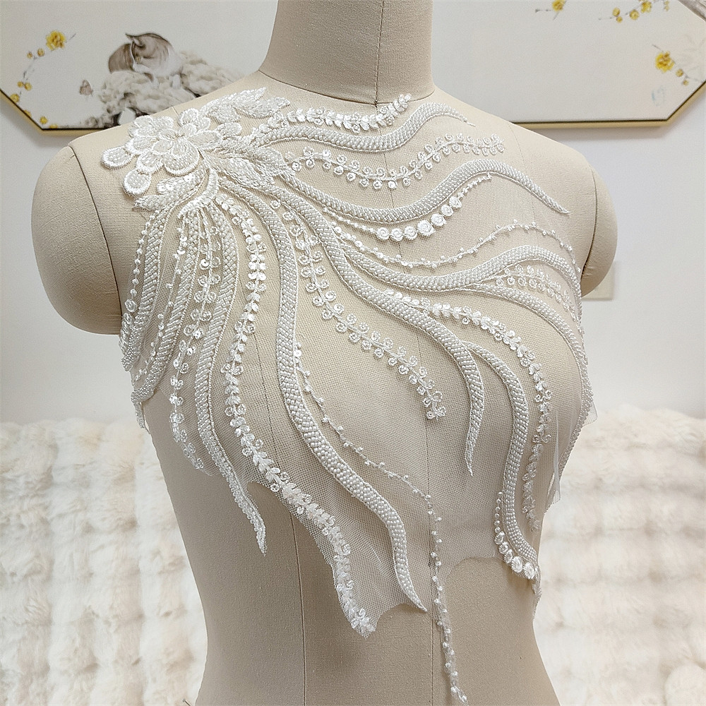 清仓特价米白色新款重工钉珠凤尾花朵蕾丝花朵补丁贴花片手工DIY,居家布艺,珠子/钻饰/花朵等配饰,淘宝优惠券,粉丝福利购,淘宝优惠卷