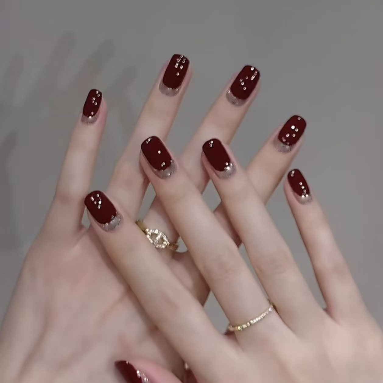 酒红鎏金新款简约气质高级感法式穿戴甲显白短款美甲片3093,彩妆/香水/美妆工具,穿戴甲/甲片,淘宝优惠券,粉丝福利购,淘宝优惠卷
