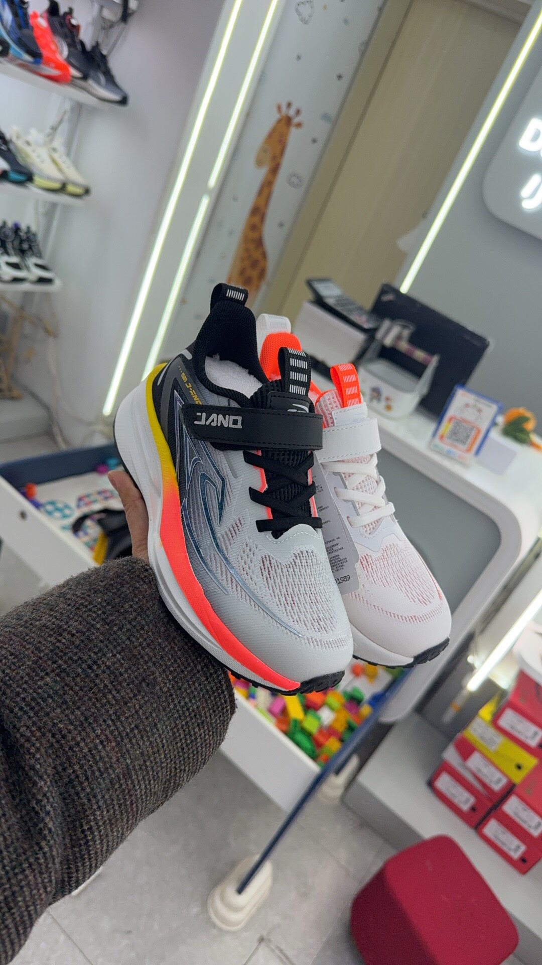 剑桥2026夏季新款单网透气男女童运动鞋跑步防滑超轻高弹力跑鞋