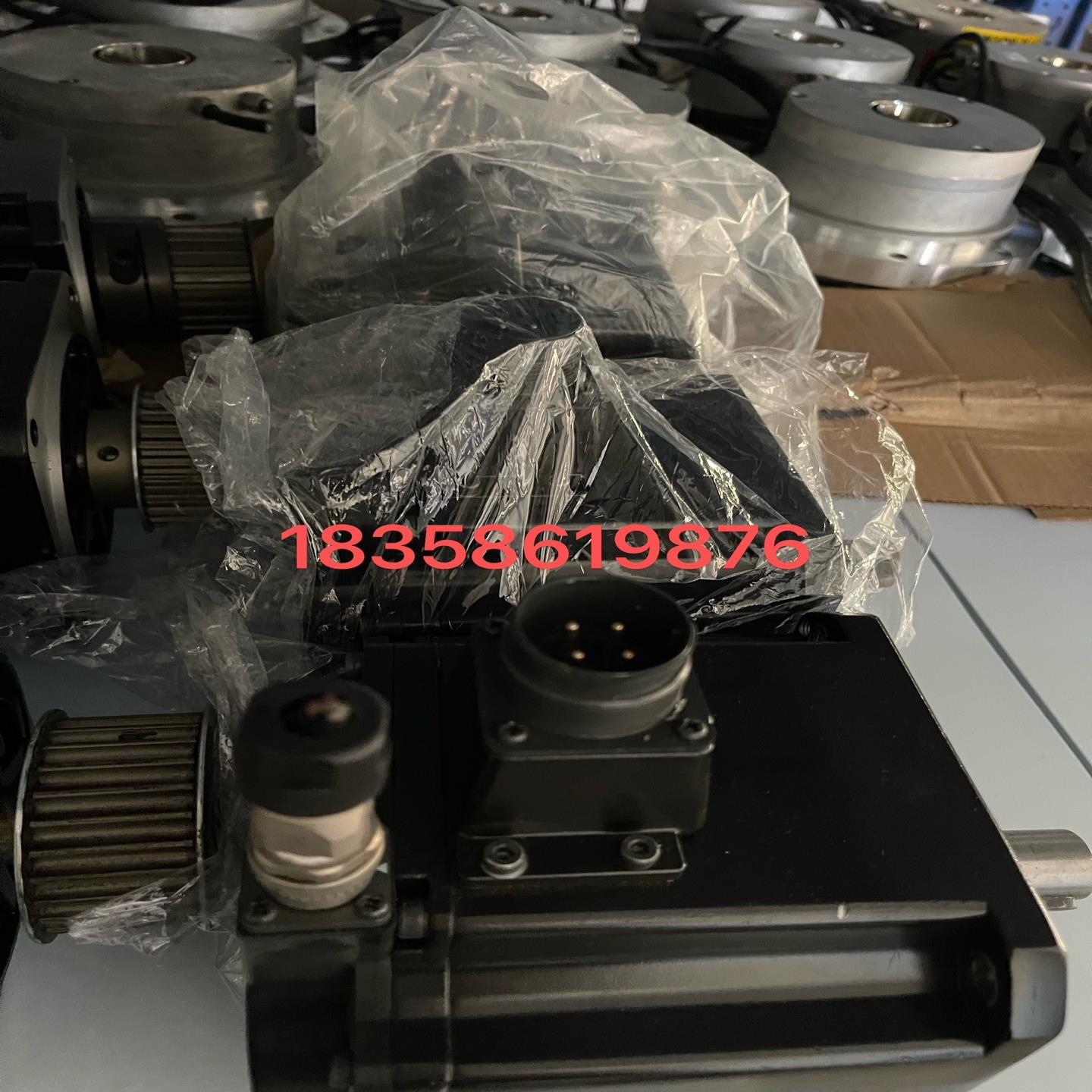 R88M-1M1K520T-S2【议价】