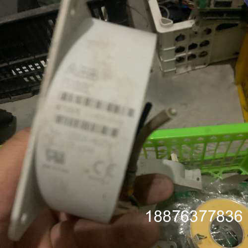 电流互感器，ES1000C，拆机件包好，共有8个，标价议价