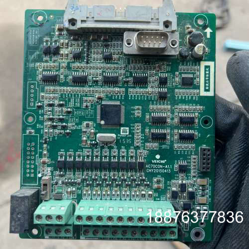 伟创变频器主板ac70con-a1.1单价100一块，ac7