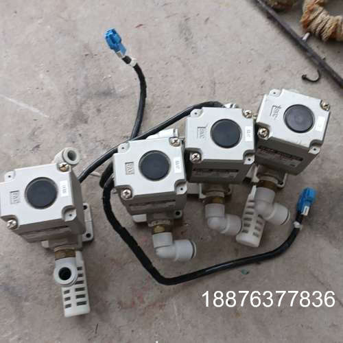 SMC电磁阀VT325V-035GS拆机件，四只成色很好！功