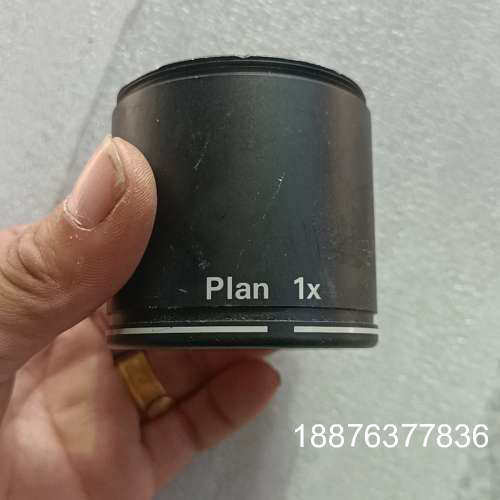 尼康1X物镜。镜片完好通透无划痕。外观有磕碰看图。就一个看上