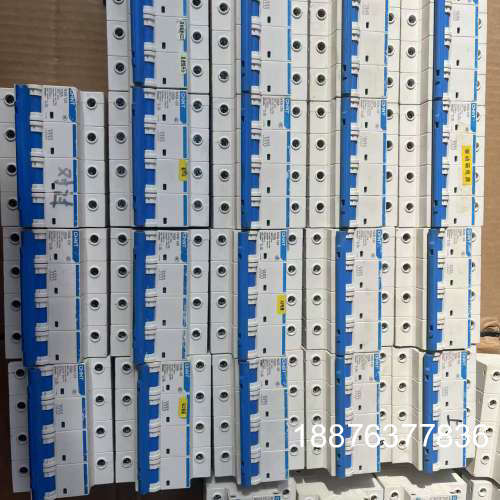 NXB-125空气开关，4P125A、4P80A，4P6议价