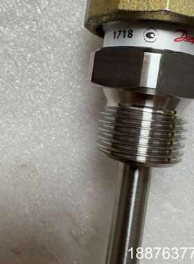 丹佛斯温度传感器 MBT 5250 084Z7074。  p议价