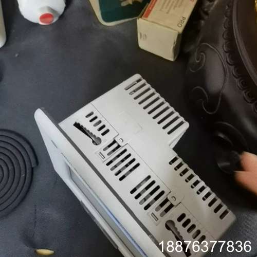 罗克韦尔触摸屏2711P-T6C20D二手拆机，实物图，不包议价