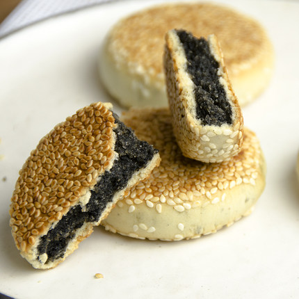浙江特产木糖醇食品衢州手工黑芝麻饼纯素食品老人零食传统糕点心
