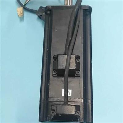 Q1AA07075DCS01伺服电机成色漂亮  议价