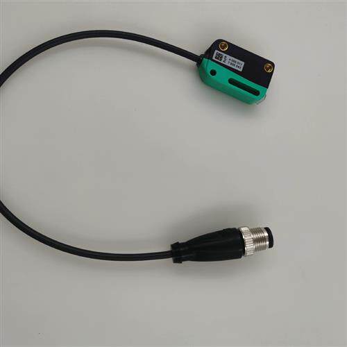 倍加福OBT350-R100-2EP-IO-0,3M-V1