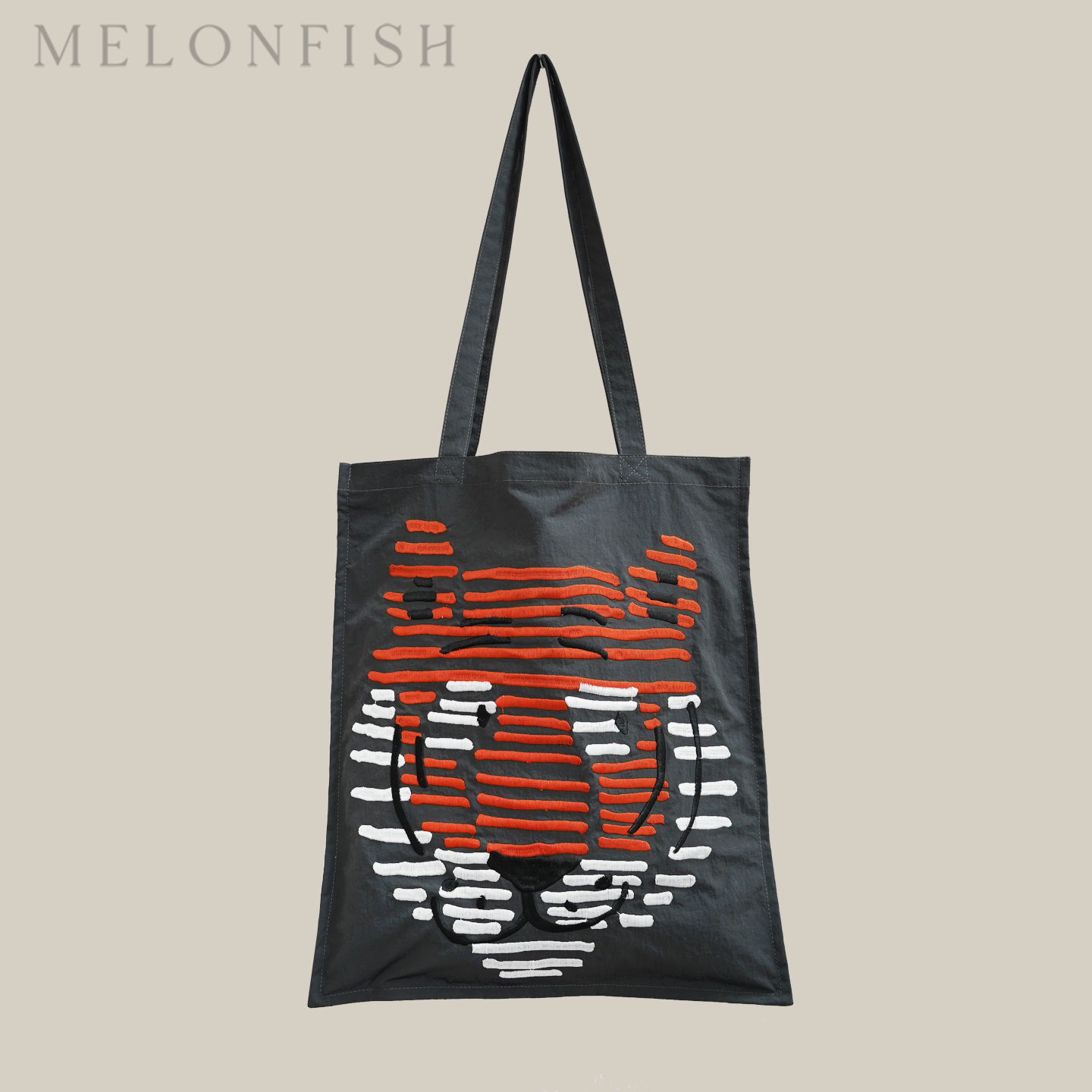 【呆萌虎】MELONFISH原创春季新品甜酷进口尼龙刺绣布袋单肩布包