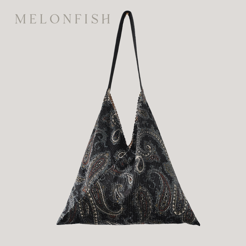MELONFISH黑金佩斯利腰果花西瓜鱼秋冬新品进口灯芯绒单肩三角包