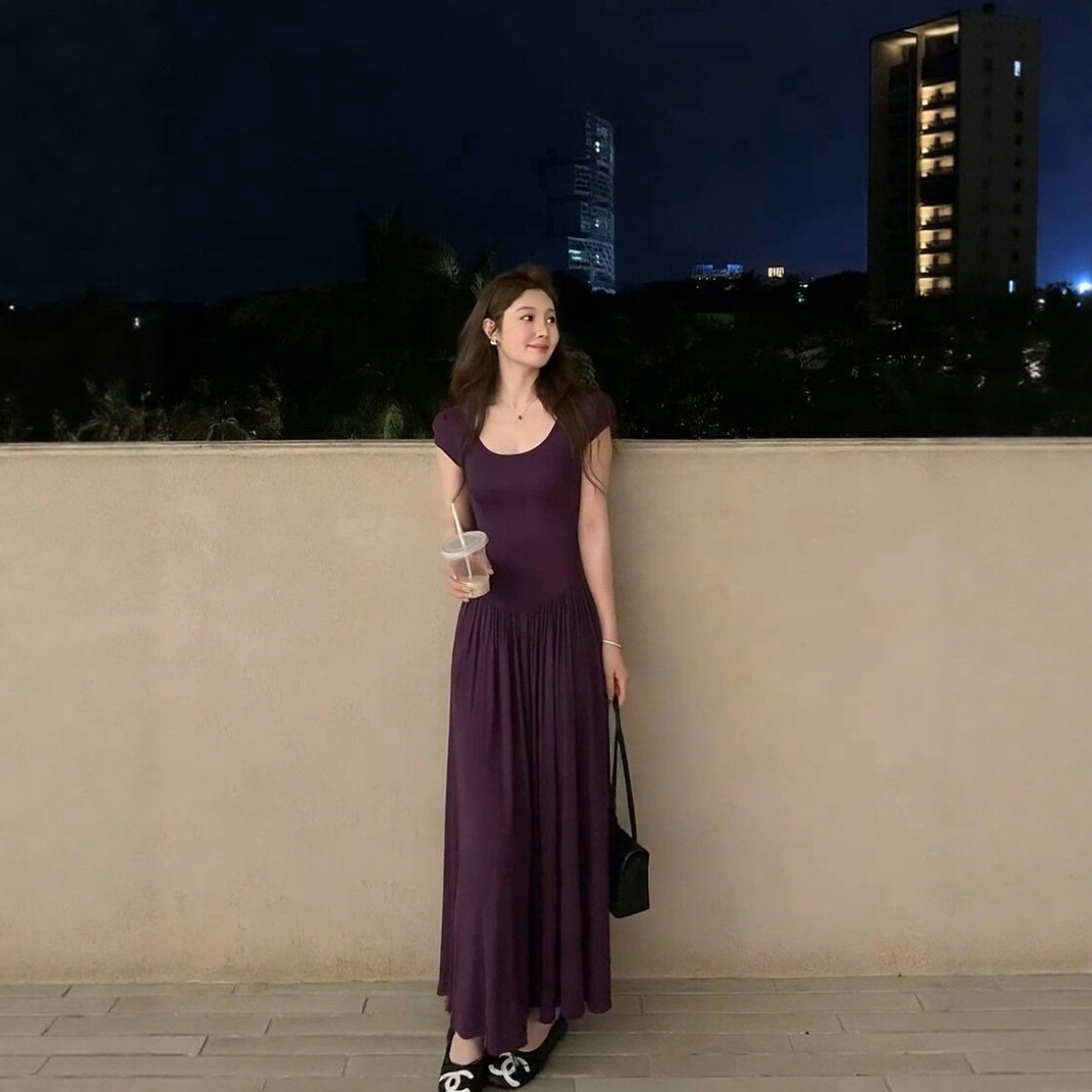 线条美学 2026春夏新款气质挂高弹收腰拼接连衣裙修身显瘦短袖裙