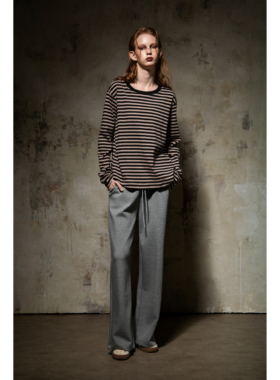 限时九折！ 25秋冬 Hanes x Karlal 全棉巧克力色条纹厚实长袖T恤