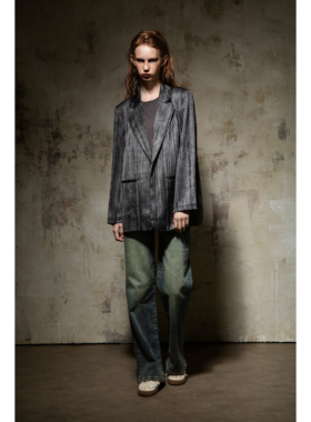 小喜家 国内现货 Hanes x Karlal扎染薄款西服慵懒休闲中长薄外套