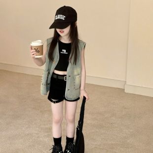 女童牛仔马甲夏季2026新款背心薄款外穿洋气无袖韩系时髦儿童夏装