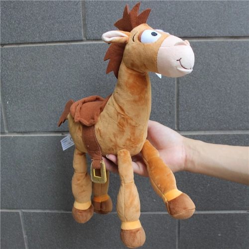 草莓熊红心巴斯毛绒玩具公仔挂件