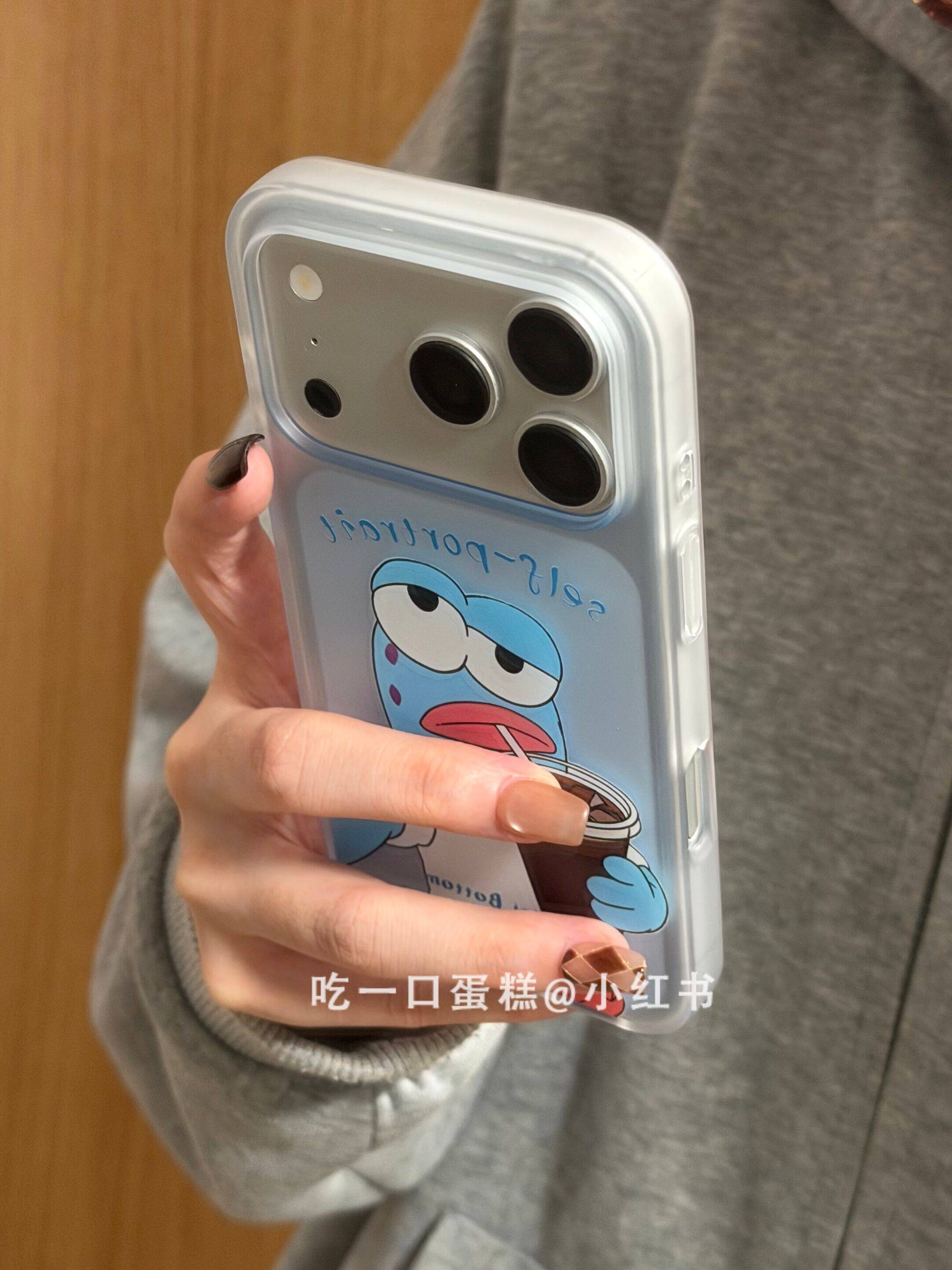 西多士透蓝自拍喝咖啡小丑鱼适用苹果17promax手机壳iphone1615