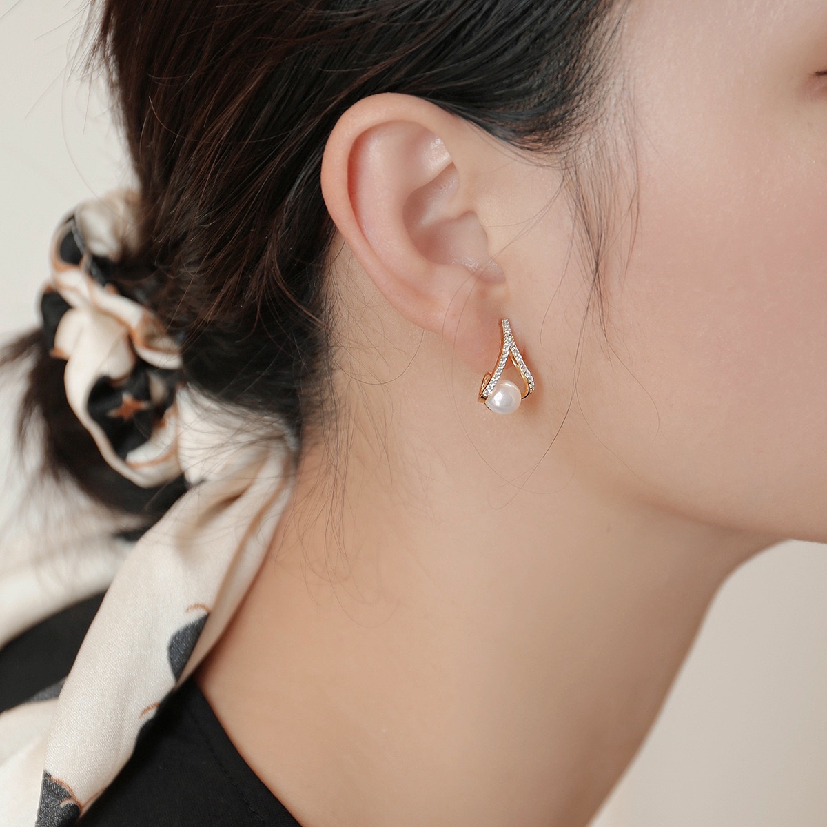 [天使之眼]2025法式经典无耳洞珍珠耳夹百搭温柔女士时尚耳环1733