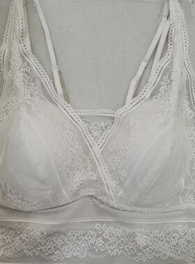 BRA11359法式蕾丝文胸美背细肩带无钢圈舒适透气背心吊带薄款少女