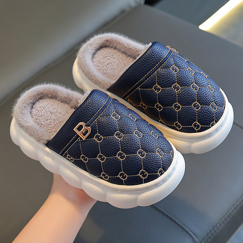 儿童拖鞋亲子居家软底加绒加厚防滑保暖冬季pu皮防水男女情侣拖