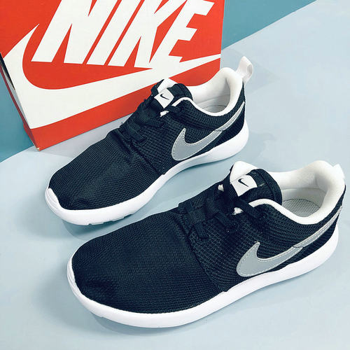 运动鞋nike耐克one黑色运动鞋