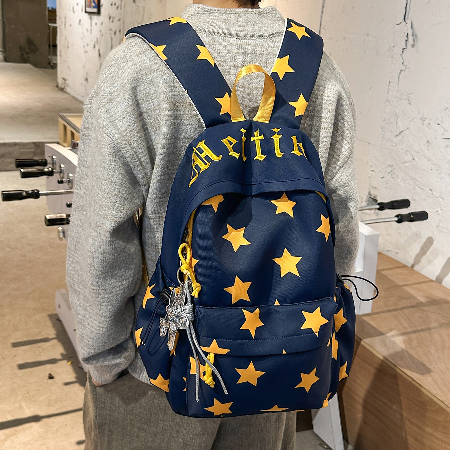 星星印花大容量中小学生书包