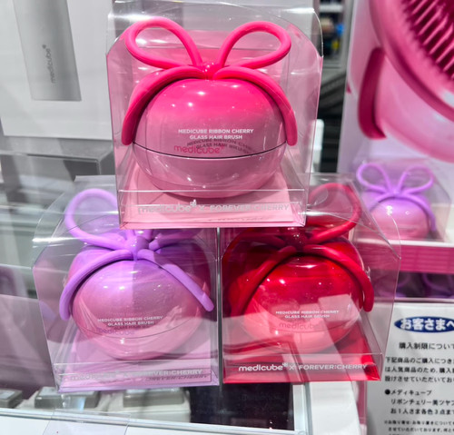 张元英同款Medicube美蒂秋芙气垫梳樱桃蝴蝶结挂件便携按摩梳蓬松
