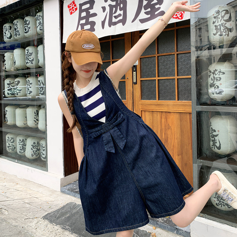 设计感可盐可甜牛仔背带裤女夏2024新款港风小众复古高腰阔腿裙裤,女装背心吊带,浙宝179