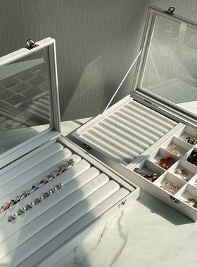 白色PU皮首饰收纳盒2023新款简约风格子戒指项链饰品整理收藏箱大