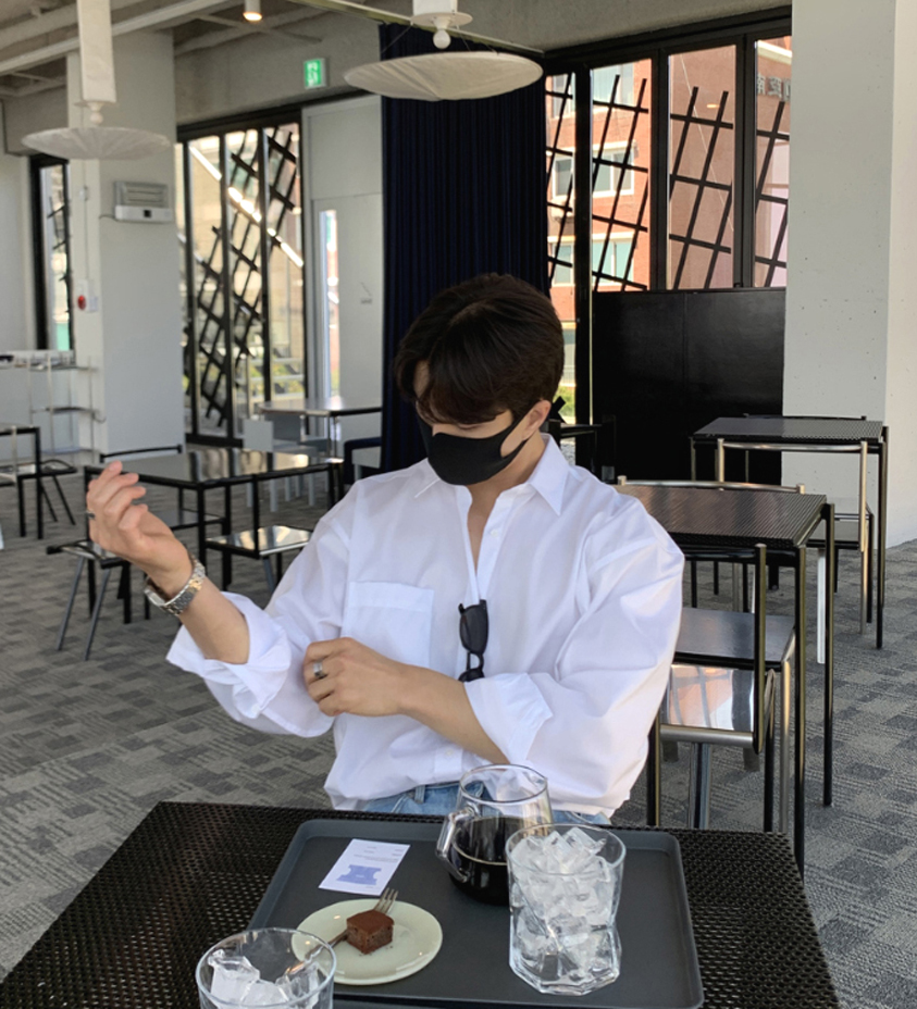 白衬衫男宽松长袖西服内搭打底衫