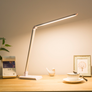 LED台灯书桌护眼折叠