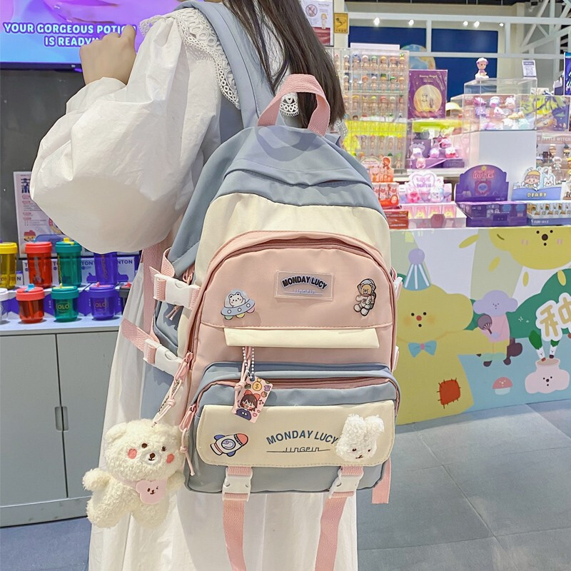 书包女初中生大容量高中生少女背包女生中学生大学生电脑双肩包