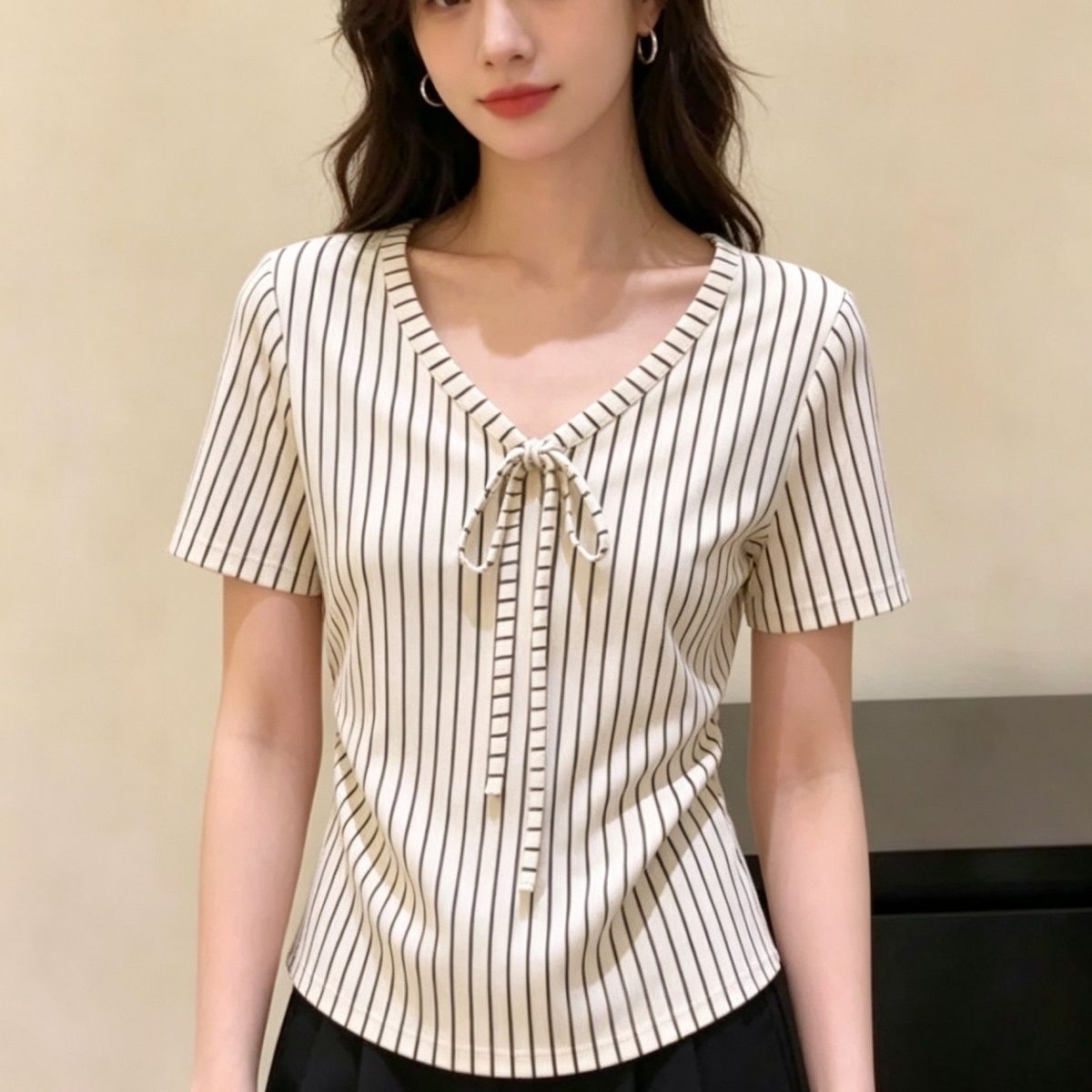 竖条V领绑带短袖T恤女夏季新款今年流行超好看减龄上衣大码300斤
