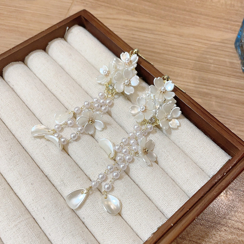 925银针花朵长款流苏耳环高级感气质珍珠无耳洞耳夹婚纱礼服耳饰