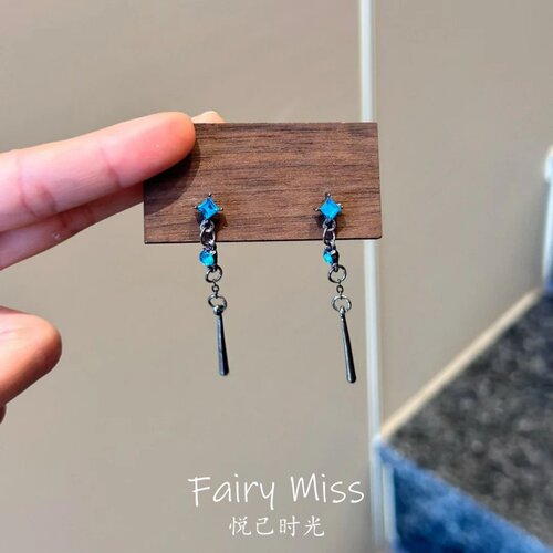 暗黑系Y2K哥特小众流苏长款耳钉