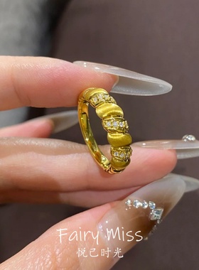 金光闪闪中古风牛角面包食指戒指