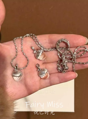 法式小众清冷白水晶松果毛衣项链