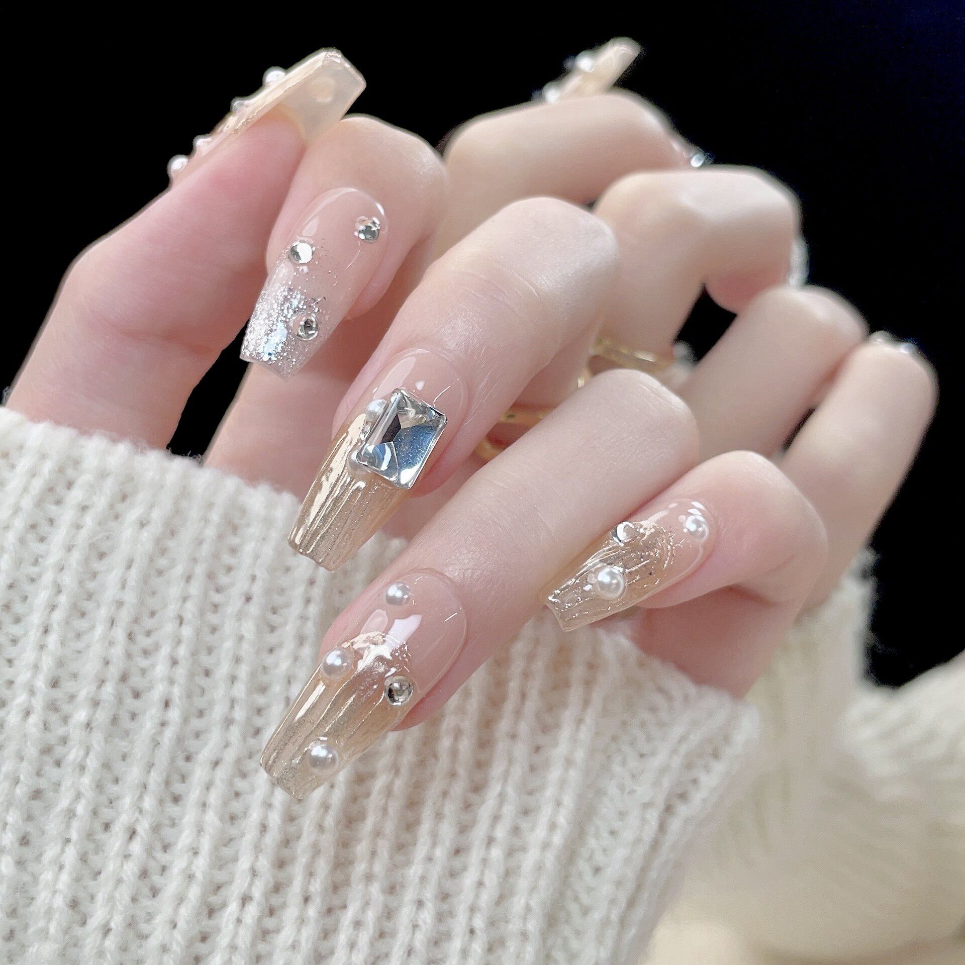 纯手工穿戴甲美甲贴片法式猫眼显白高级冰透手绘中长2023秋冬新款