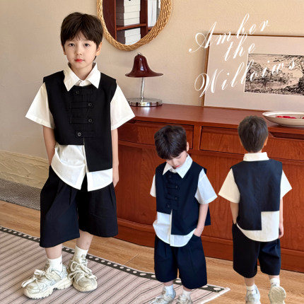 男童夏装套装2026新款中大童夏季男孩演出礼服儿童西装马甲三件套