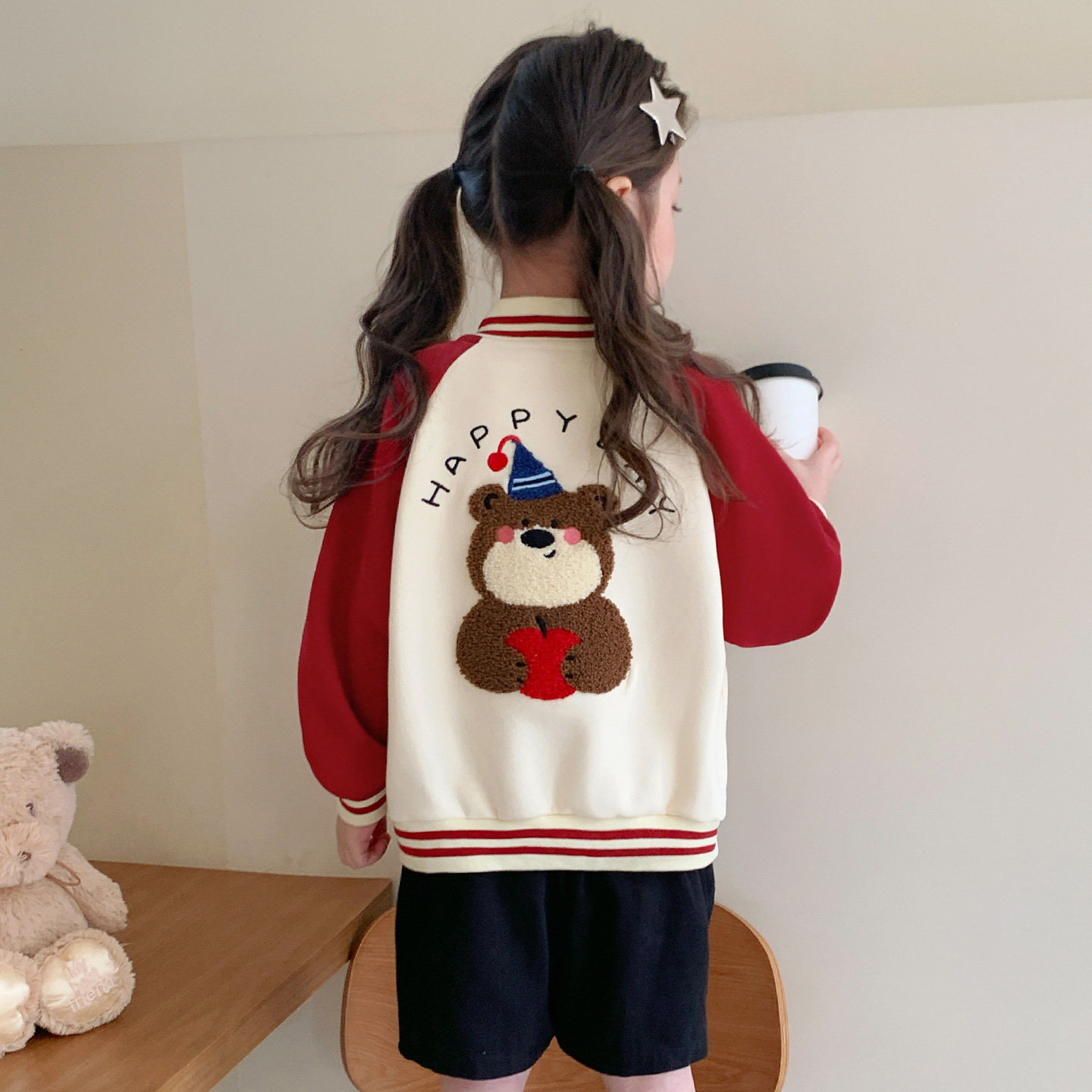 女童棒球服外套春秋款2026新款女宝宝秋季休闲上衣儿童卡通夹克衫