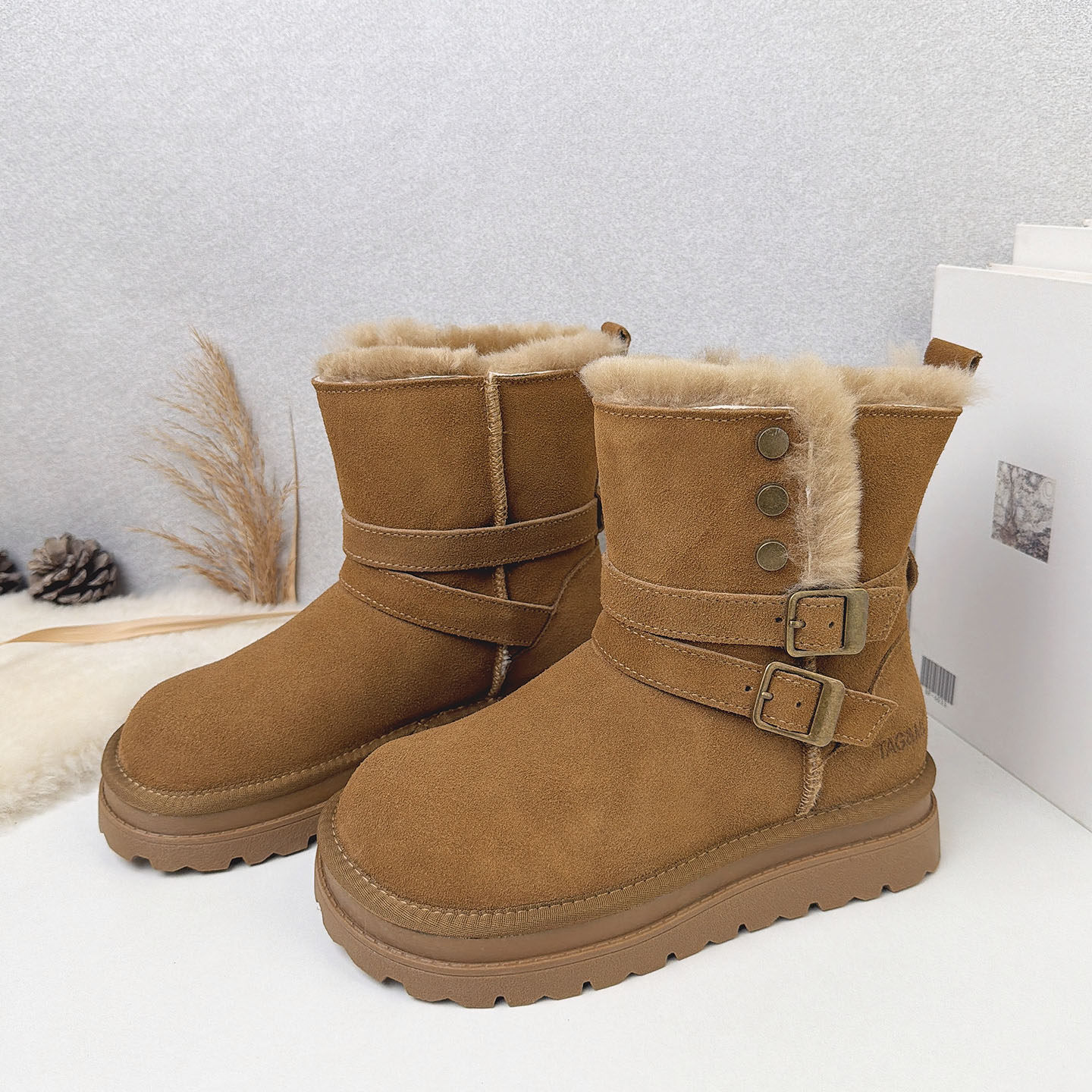 全羊毛真皮厚底防滑女雪地靴