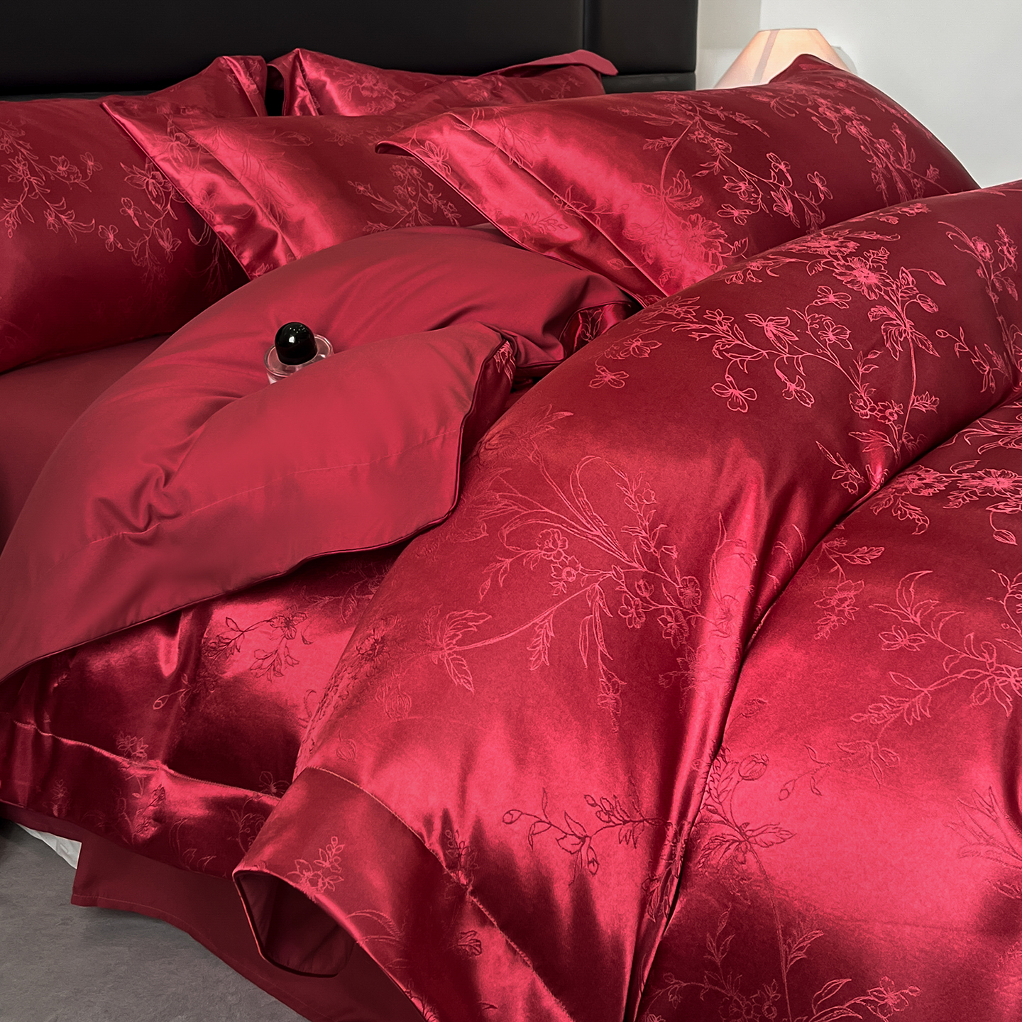 高级感结婚四件套轻奢婚庆红色提花被套婚房喜被备婚床上用品陪嫁