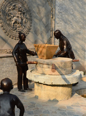 玻璃钢民俗文化雕塑定制传统文化磨面情景小品铸铜雕像步行街摆件