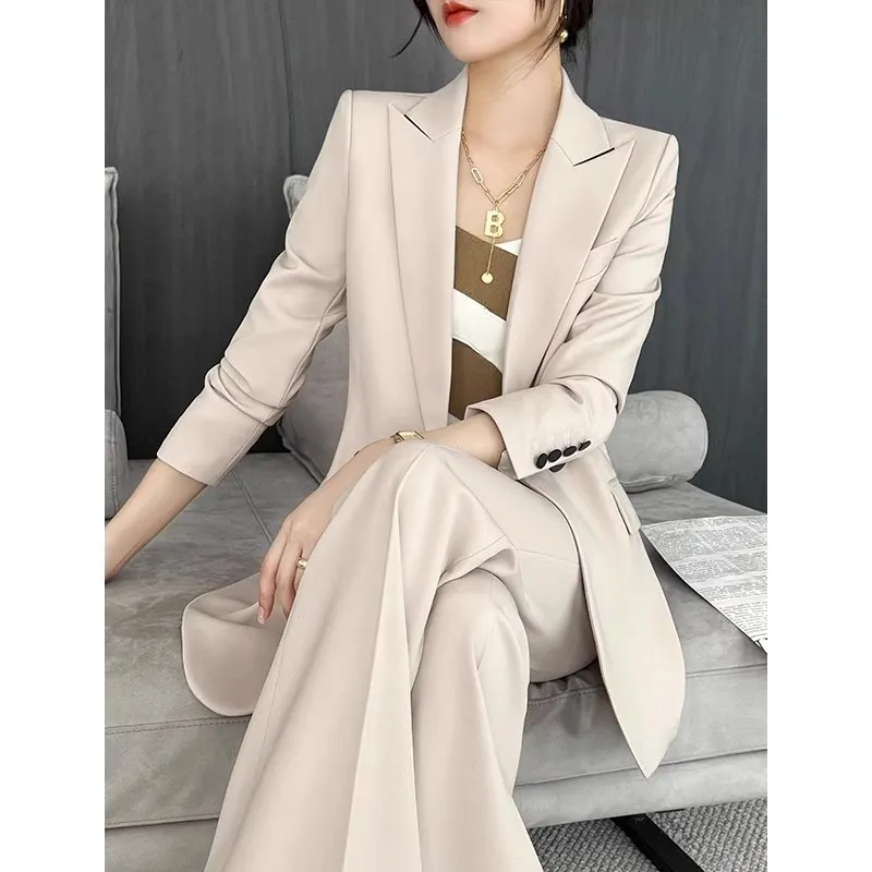 炸街网红爆款 早秋轻奢高级感显瘦职业西服西装套装女春款