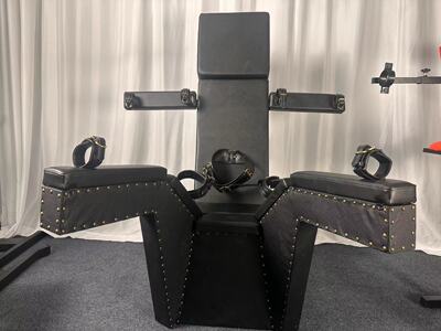 发廊皮革洗头椅挠脚心挠痒痒另类椅子Tickle Feet道具定制