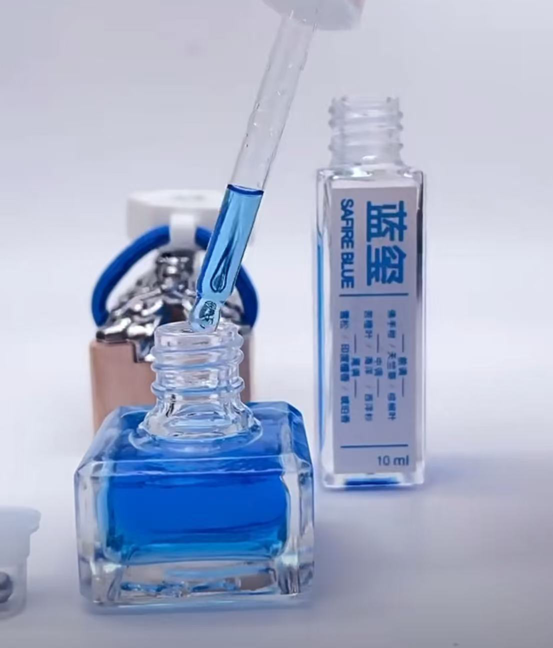 朗龙汽车香水蓝玺红玺车载香薰