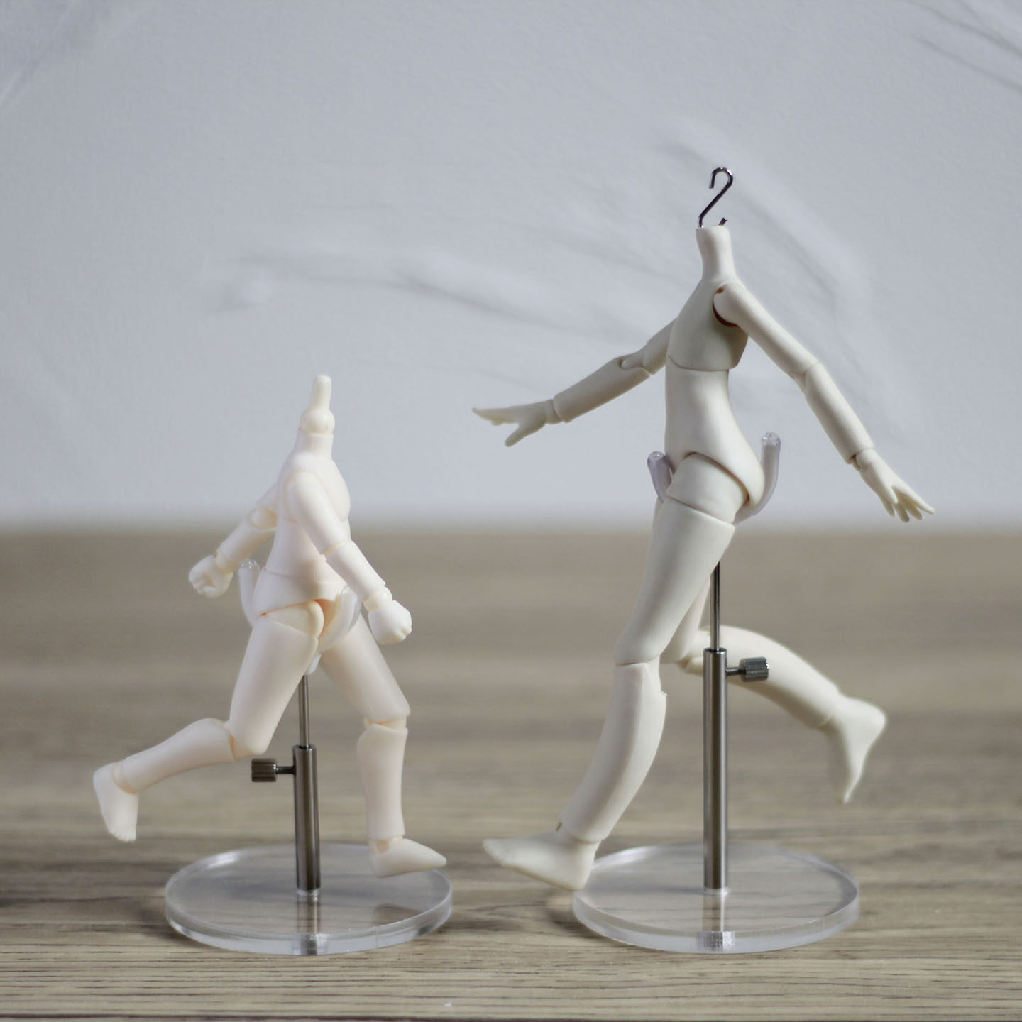 12分BJD/OB11透明可调站立支架