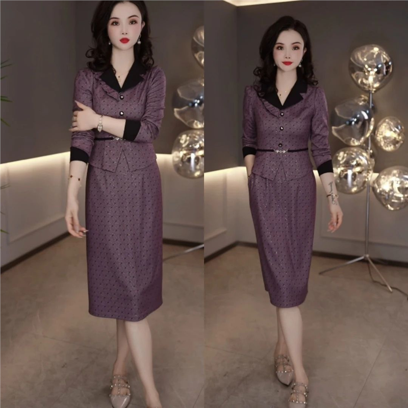 连衣裙2025新款今年流行爆款早秋减龄显瘦时尚洋气波点轻奢假两件