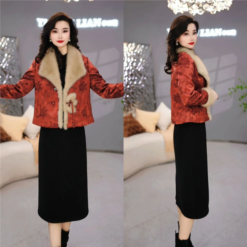 2025新款今年流行爆款外套冬时尚复古红色气质加厚保暖毛领套装裙